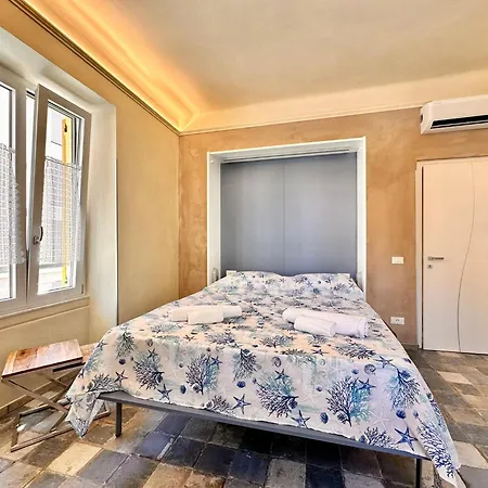 Apartment Hostdomus - Smeraldo Finale Ligure