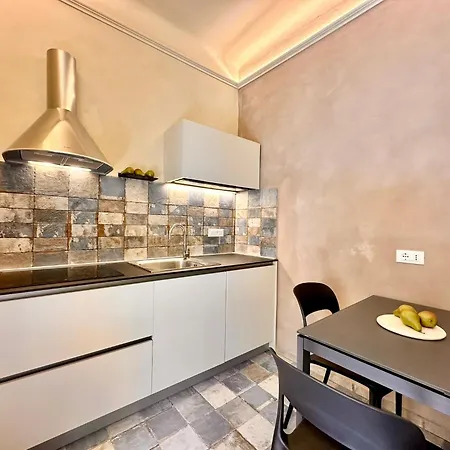 Apartment Hostdomus - Smeraldo Finale Ligure
